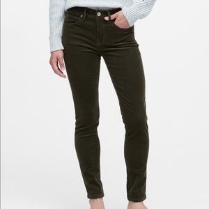 Black Banana Republic Corduroy skinny pants